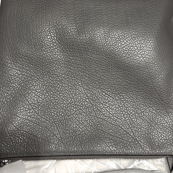 Women’s Coach xl Marlow Bag 11x13 Pebble leather & suede Heather Gray .NWT - Picture 16 of 16